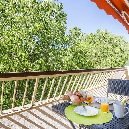 One Bdrm Flat With Balcony A/c-congress/beaches By Weekome Daire